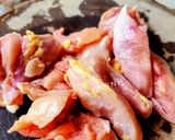 Hình bước làm 1 của món Gà nướng lá dứa kiểu Thái