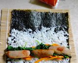 Foto langkah ke 5 dari resep Gimbap.