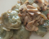 Foto del paso 9 de la receta: Sorrentinos veganos de algas con salsa de champignones