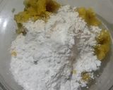 Foto langkah ke 1 dari resep Bola-Bola Ubi Isi Coklat.