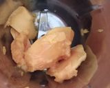 A picture of step 1 of Curd mango smoothie.