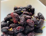 A picture of step 4 of Super Berry Smoothie Bowl.