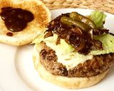 Foto del paso 9 de la receta: Cheese burger de Cebolla Roja Caramelizada con Soja y Miel