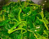 Foto langkah ke 3 dari resep #206 Sigeumchi Namul | Salad Bayam Korea.
