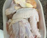 Hình bước làm 1 của món Cánh gà chiên mắm da giòn