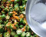 भेंडीची भाजी (bhendi chi bhaji recipe in marathi) रेसिपी स्टेप 6 फोटो 