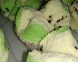 Foto langkah ke 3 dari resep Bolu kukus merekah.