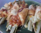 A picture of step 4 of Sig's Asparagus, Cheese and Black Forest Ham Parcels.