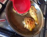Foto del paso 5 de la receta: Pollo flameado al limón