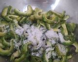 Foto langkah ke 1 dari resep Oseng Pare Pedas Rumahan.