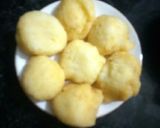 A picture of step 2 of Moongi dal curd vada.