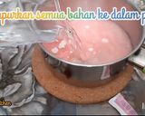 Foto langkah ke 3 dari resep Strawberry Milk Cheese ala Rianti Kitchen.