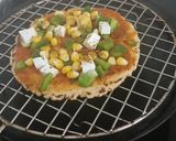 जैन कॉर्न,कैपिसकम चीज़ पिज़्ज़ा(jain, corn,capisicum,cheese pizza) रेसिपी चरण 3 फोटो