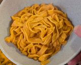 Foto del paso 6 de la receta: Fideos de morrón y huevo