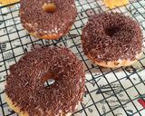 Foto langkah ke 7 dari resep Donat Kampung (Empuk dan menul menul).