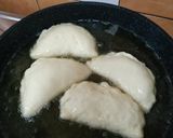 Foto langkah ke 5 dari resep Pizza Goreng.