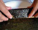 Foto langkah ke 3 dari resep Tamago Sushi.