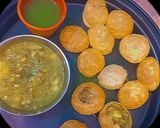 A picture of step 9 of Live Ragda Pani Puri 😋🤗.