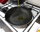 Foto del paso 5 de la receta: Judías verdes con patatas, aderezo VIDALIM y medallones de merluza a la plancha