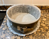 Foto del paso 2 de la receta: Pastel de yogur y manzana