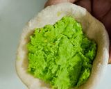 हरी मटर का स्टफ्ड पराठा(hari matar ka stuffed paratha recipe in hindi) रेसिपी चरण 4 फोटो