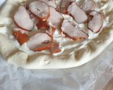 Une image de l'étape 2 de Pizza 🍕 crousti crème fraîche lardons fromage et poulet fumé.