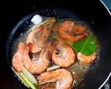 รูปขั้นตอนการทำที่ 4 ของ กุ้งอบเกลือ