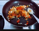 A picture of step 2 of Tasty vegetable rajma masala hot dog.