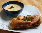 A picture of step 5 of Connecticut Lobster Rolls.