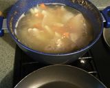 Foto del paso 1 de la receta: Sopita semilla melón con pollito