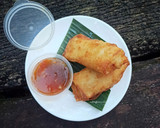 Foto langkah ke 6 dari resep Lumpia Rebung Saus Gula Manis.