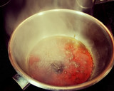 Foto del paso 1 de la receta: Mozzarella y fresas con sirope de anís estrellado