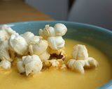 Une image de l'étape 3 de 🌽 Velouté de maïs topping pop corn salé.