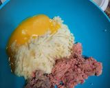 Foto langkah ke 2 dari resep Perkedel kentang kornet.