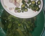 Foto langkah ke 1 dari resep Sayur bening katuk.