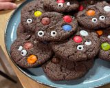 Foto del paso 7 de la receta: Monster Cookies de lacasitos para Halloween