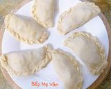 Hình bước làm 2 của món Bánh gối nhân thịt gà