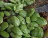 Gambar langkah 2 resipi Sambal Petai Ikan Bilis Belimbing Buluh.