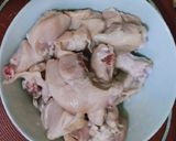 Foto langkah ke 1 dari resep Ayam Masak Bumbu Opor.