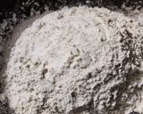 A picture of step 1 of Aloo paneer ke parathe.