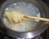 A picture of step 2 of Alfredo pasta.