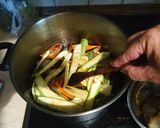 Foto del passaggio 7 della ricetta Spezzatino Cremoso di Vitello ai Funghi e Verdure