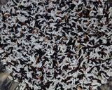 Foto langkah ke 1 dari resep Pulut/ketan hitam urap kelapa manis..by lely.