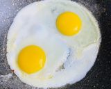A picture of step 2 of Sunrise omelette.