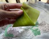 Foto langkah ke 8 dari resep Ketan Segitiga Kuah Santan.