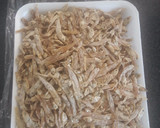 Foto del paso 3 de la receta: Ensalada con algas y vinagreta de pescaditos salados