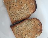 A picture of step 3 of Scrambled eggs on toast.