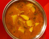 प्याज आलू की सब्जी (Pyaz aloo ki sabzi recipe in Hindi) रेसिपी चरण 7 फोटो