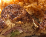 Foto del paso 7 de la receta: Rollitos de pechugas de pollo rellenas de jamón y queso crema
