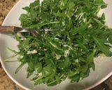 Foto del paso 4 de la receta: Ensalada de rúcula y parmesano